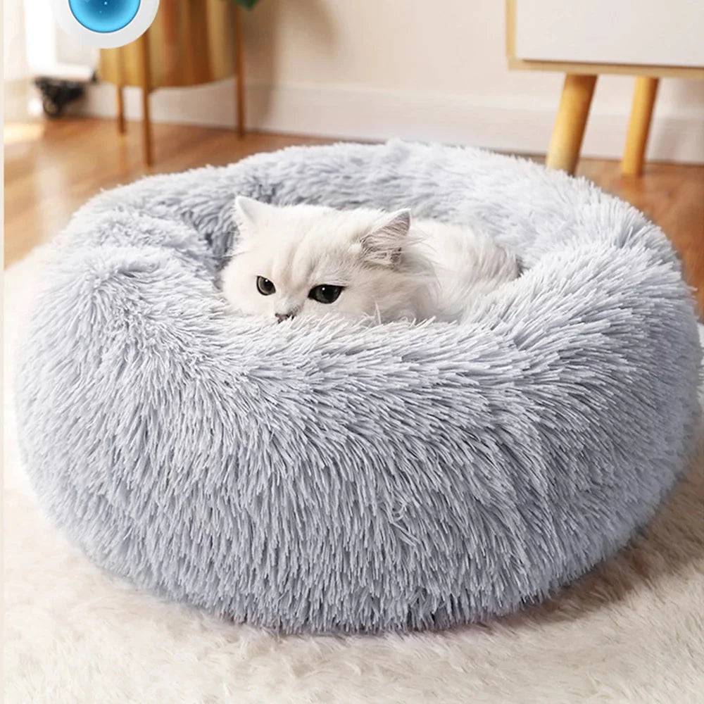 Gemütliches Katzenbett "Wolke 7" - das besondere Katzenkörbchen - flauschig, waschbar, wasserfest